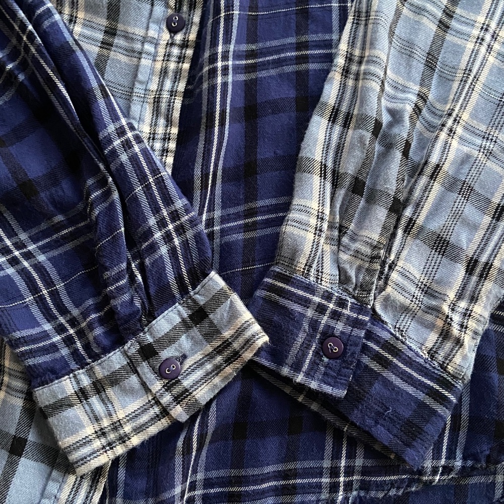 Women's Life Style Mixed Blue Plaid Button-Down Shirt, size XL - Picture 9 of 13